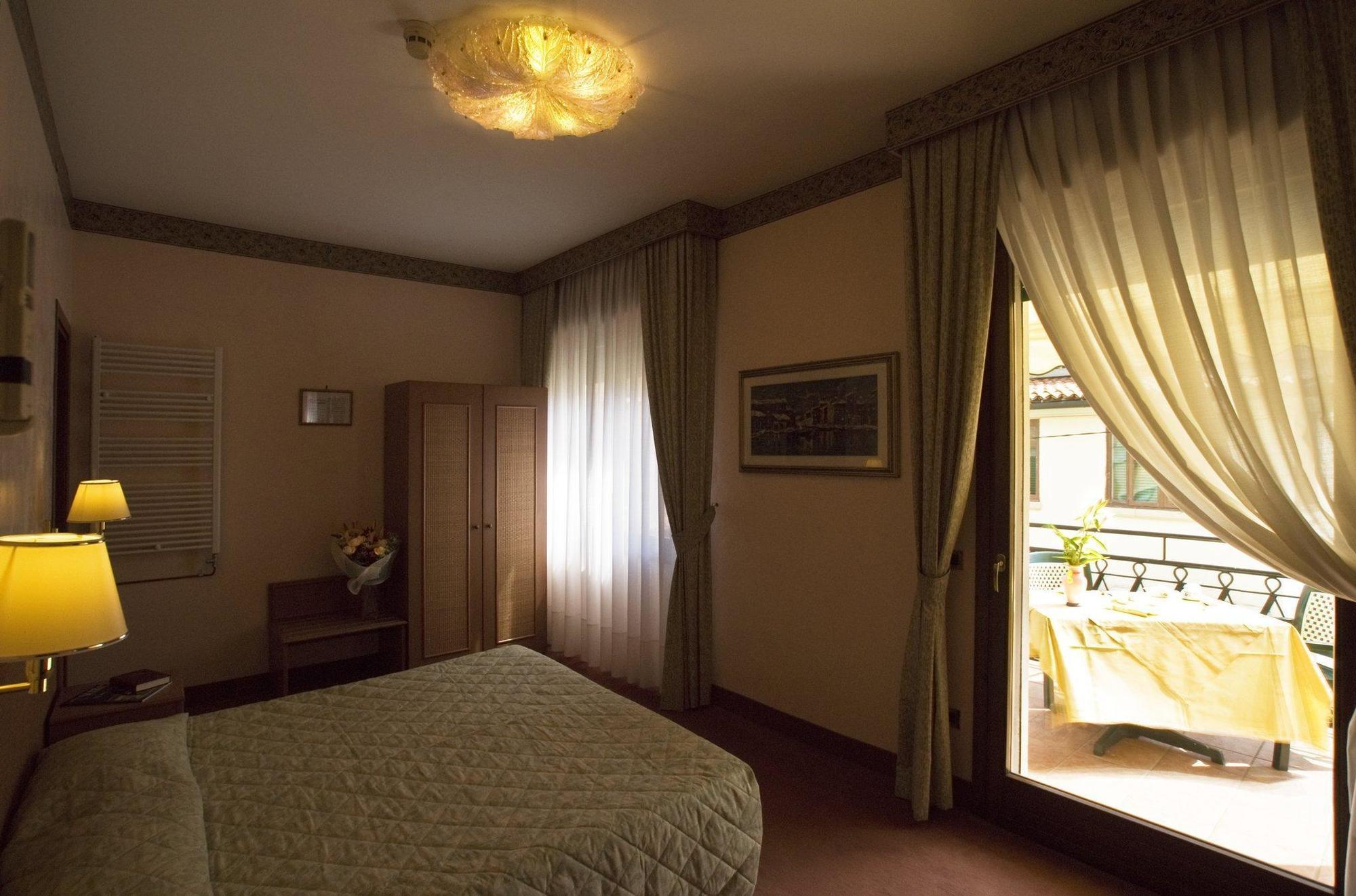 Hotel Villa Tiziana Lido di Venezia Luaran gambar
