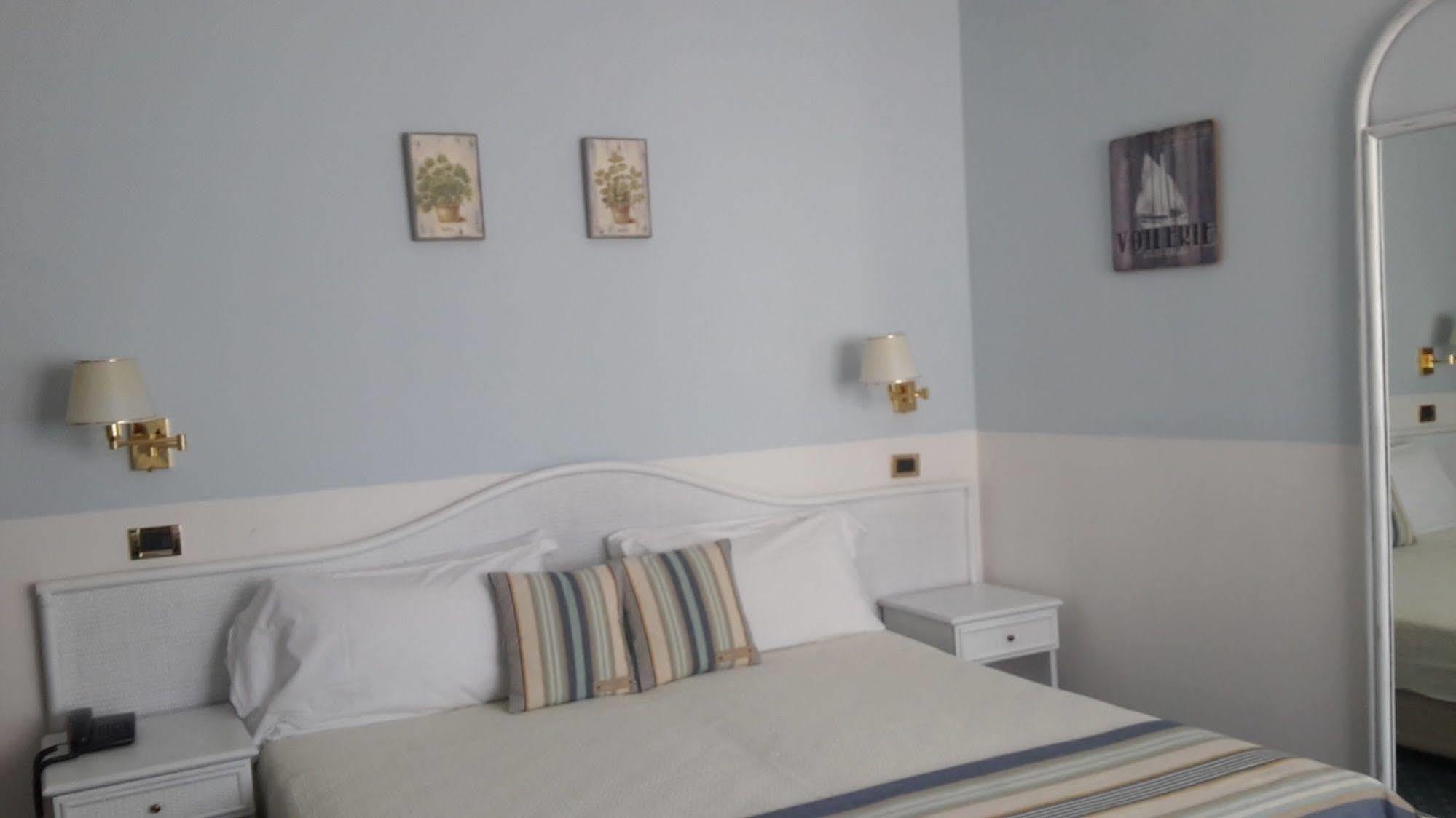 Hotel Villa Tiziana Lido di Venezia Luaran gambar